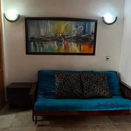 Decor Inn *