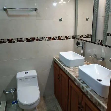 Decor Inn *